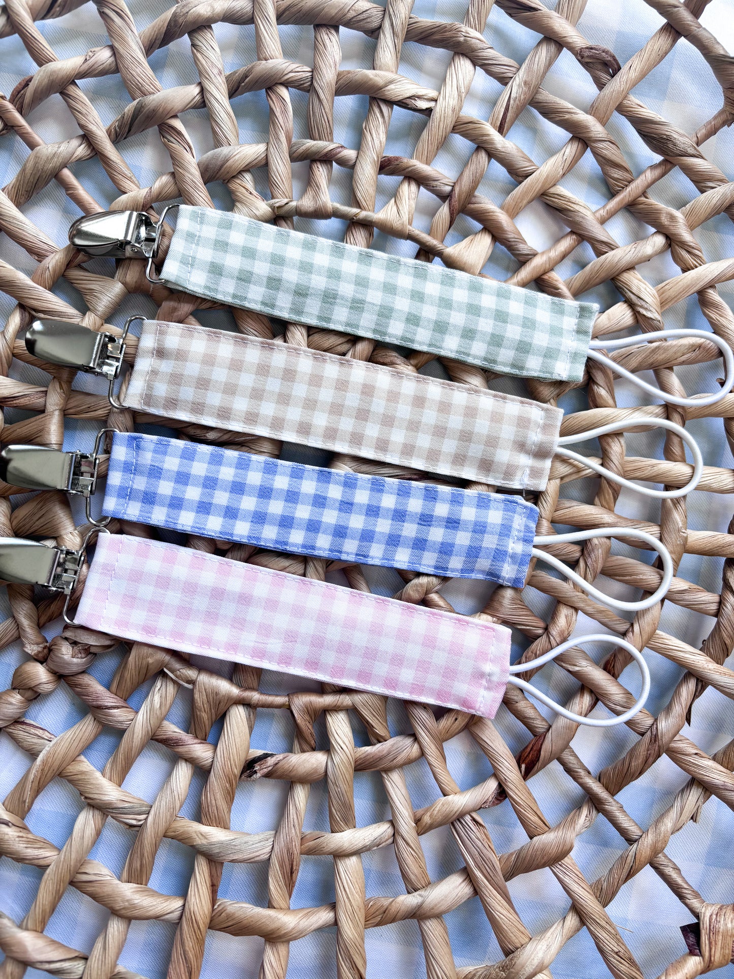 Paci Clip