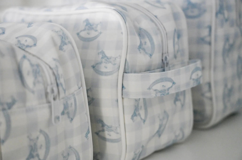 Pony Parlor ⎸ Dopp Bag (Blue)